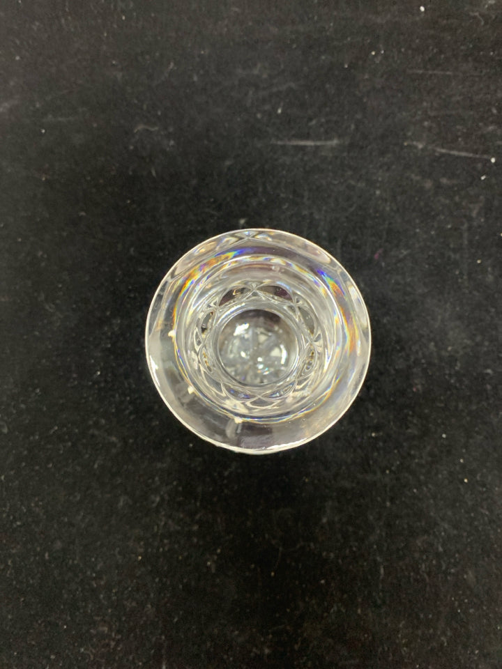 SM GLASS/CRYSTAL ETCHED VASE.