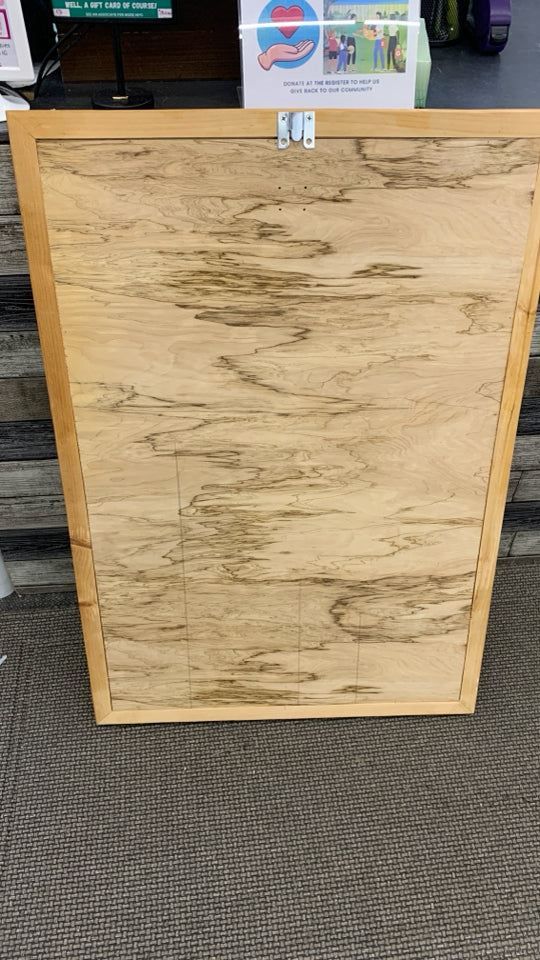 LT WOOD JERSEY DISPLAY FRAME.