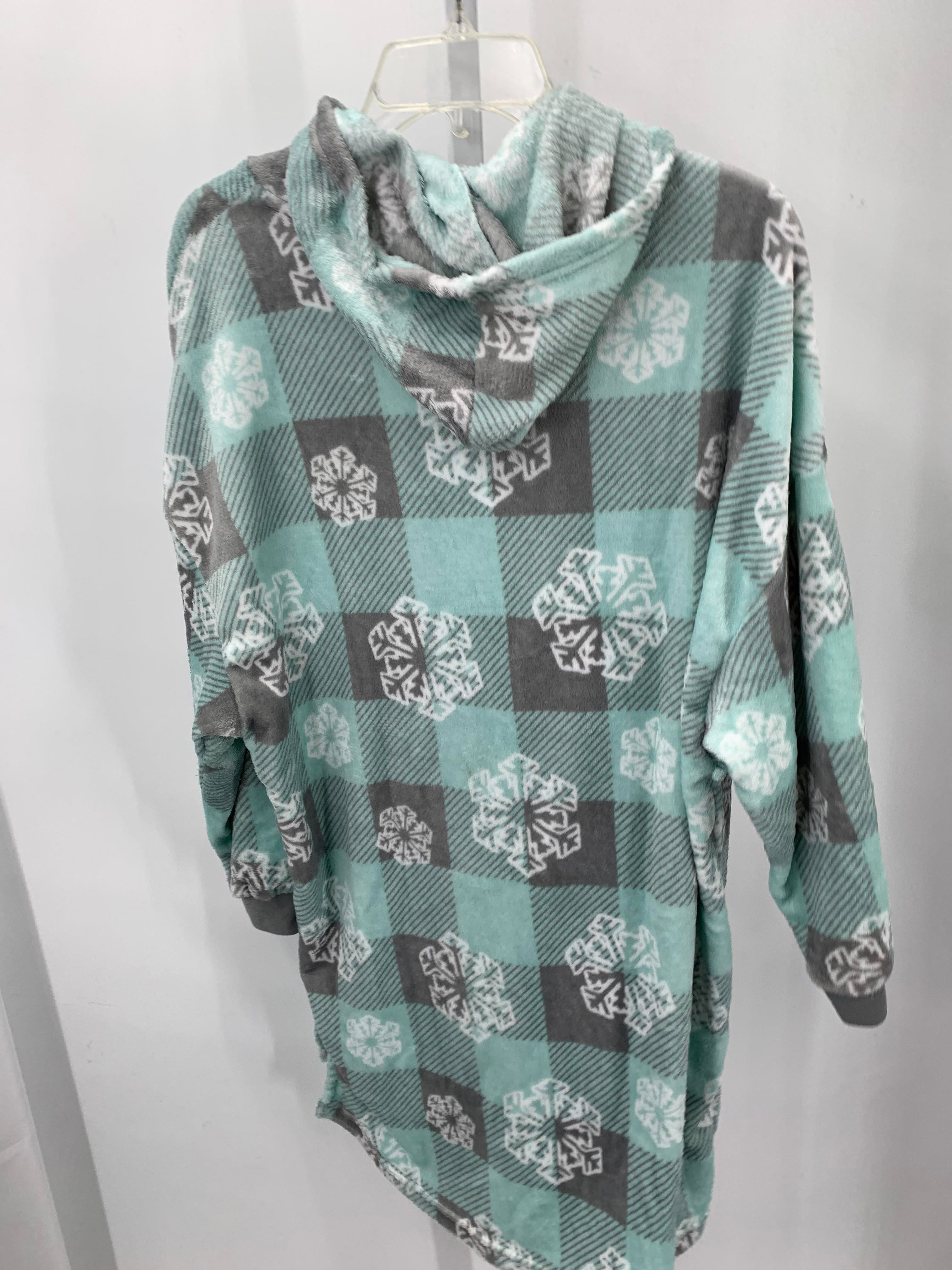 Size Medium Misses Nightgown