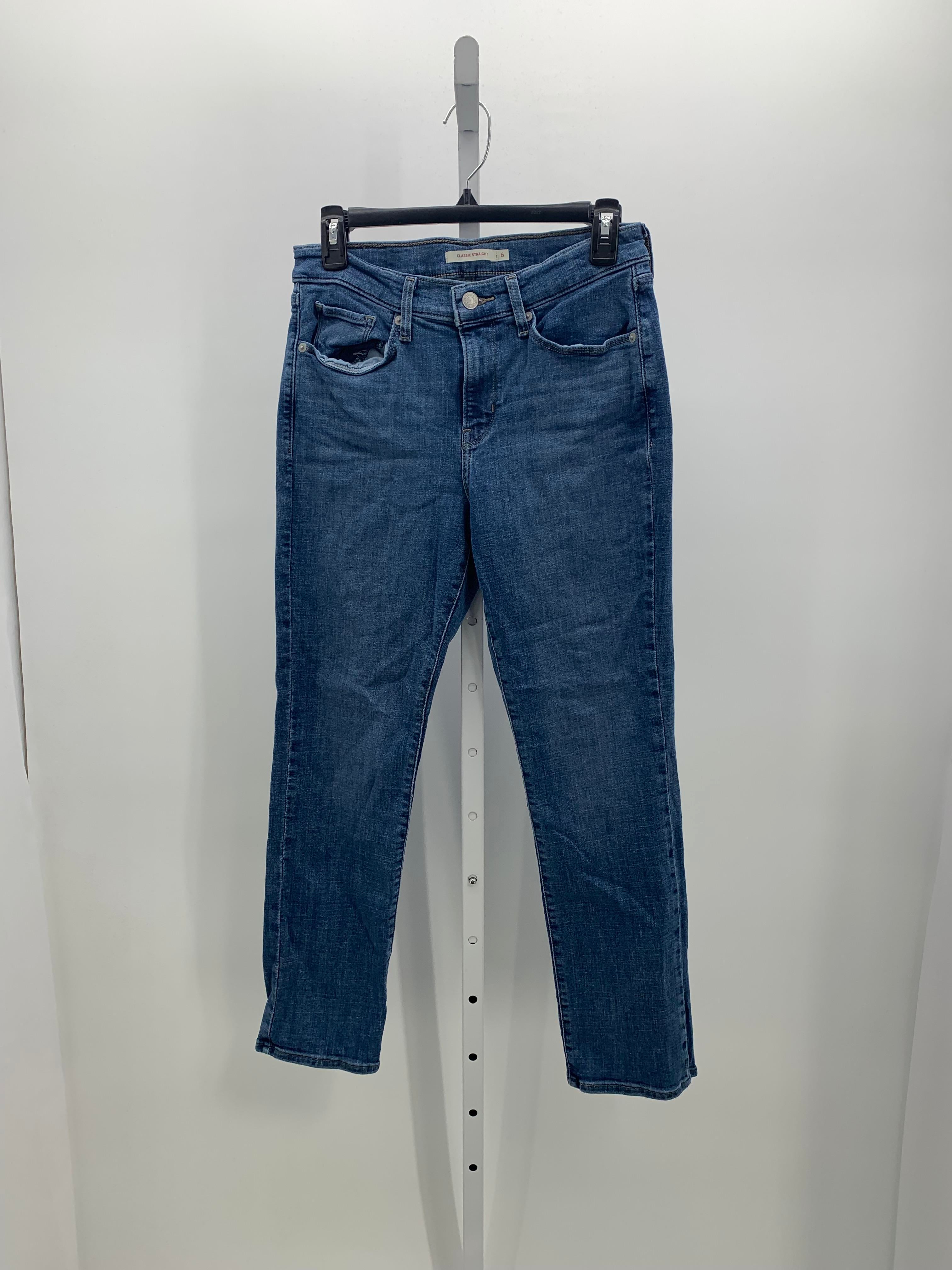 Levis Size 6 Misses Jeans