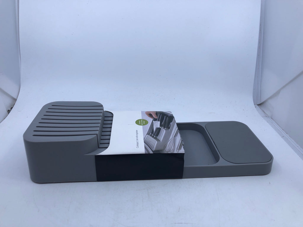 NIP GRAY COMPACT 2-TIER KNIFE ORGANIZER