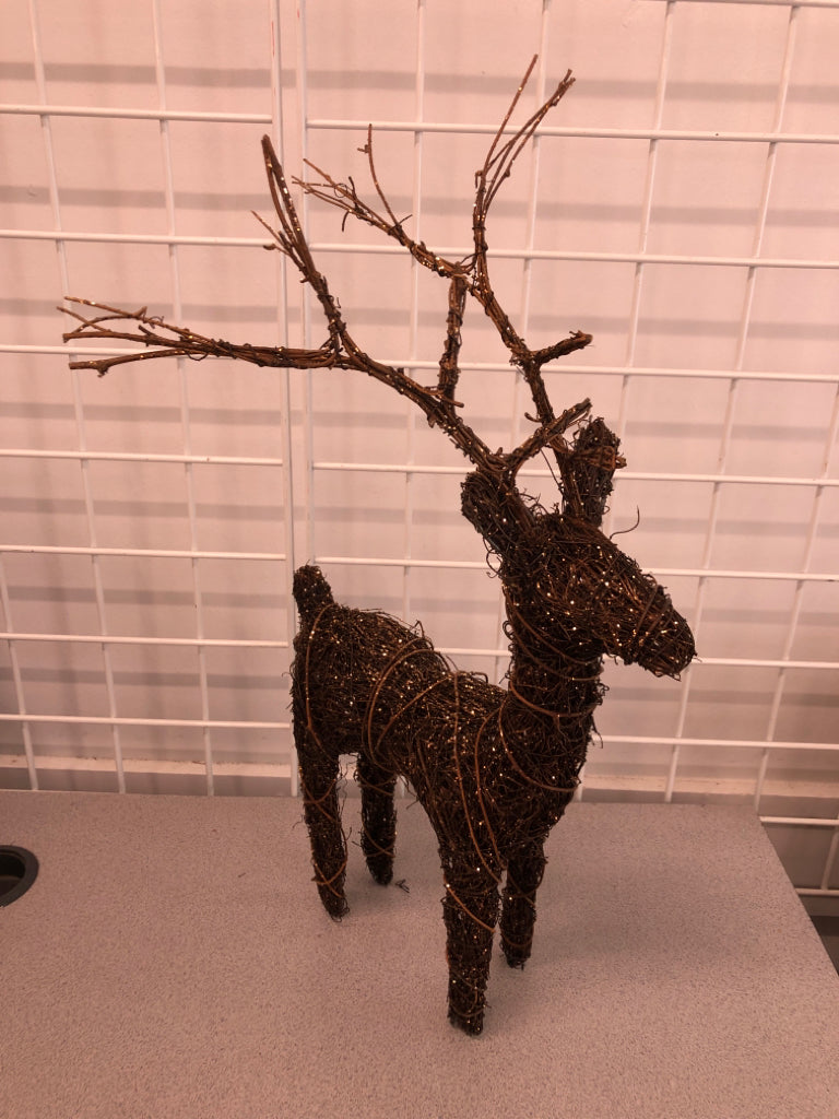 SPARKLY TWIG DEER.