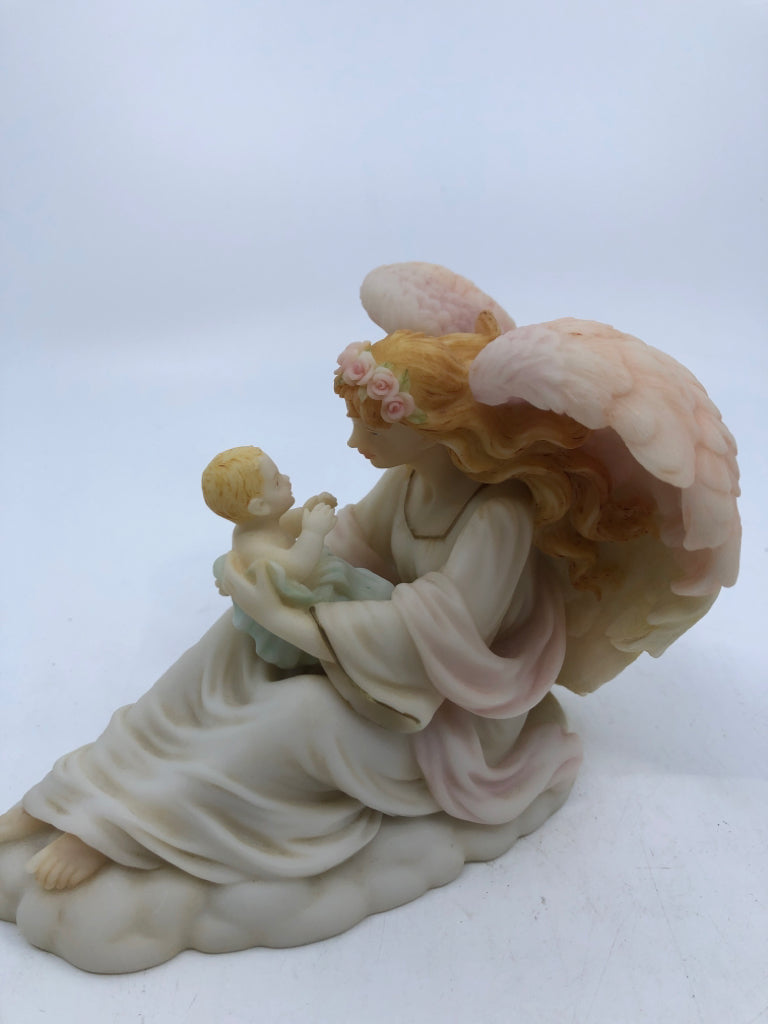 CHILDREN'S JOY SERAPHIM CLASSICS ANGEL WITH BABY.