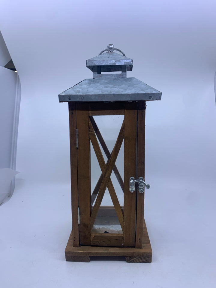 WOOD+GLASS RUSTIC LANTERN W/ GALVANIZED ROOF.