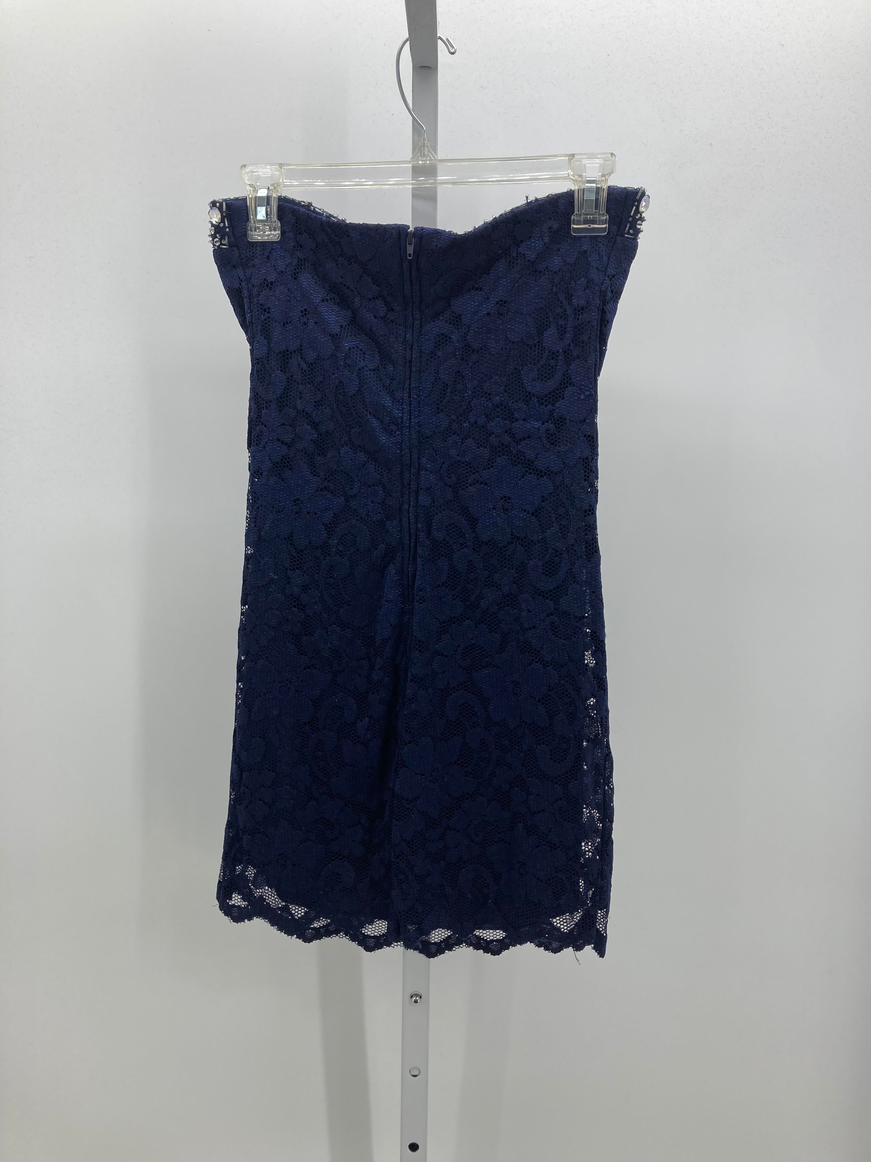 B. Darlin Size 5/6 Juniors Sleeveless Dress
