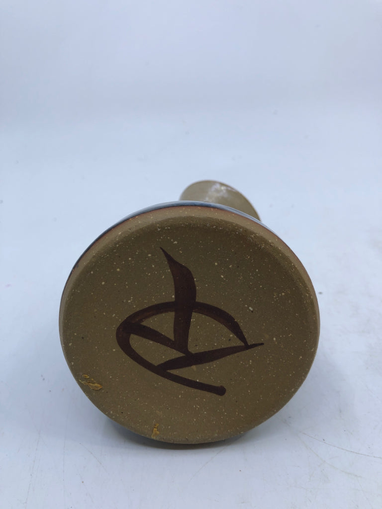 TAN/BLUE POTTER DIFFUSER SKINNY NECK.