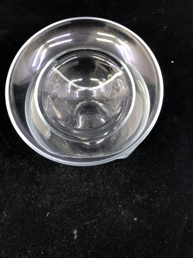 CLEAR GLASS WAX WARMER.