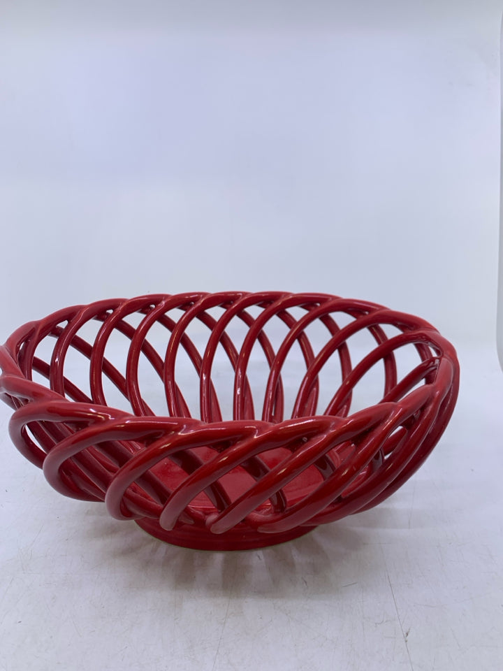 FOOTED RED CERAMIC BASKET OVAL.