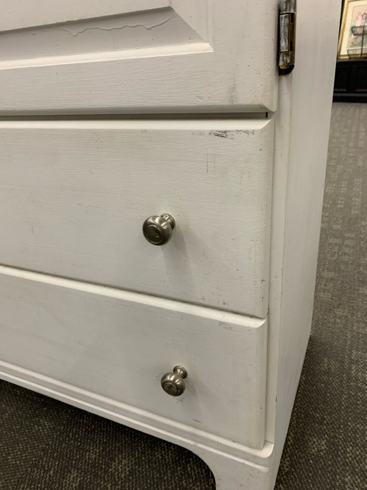 WHITE PAINTED WOOD DRESSER CABINET W/ SHELVES + 2 BOTTOM DRAWERS.