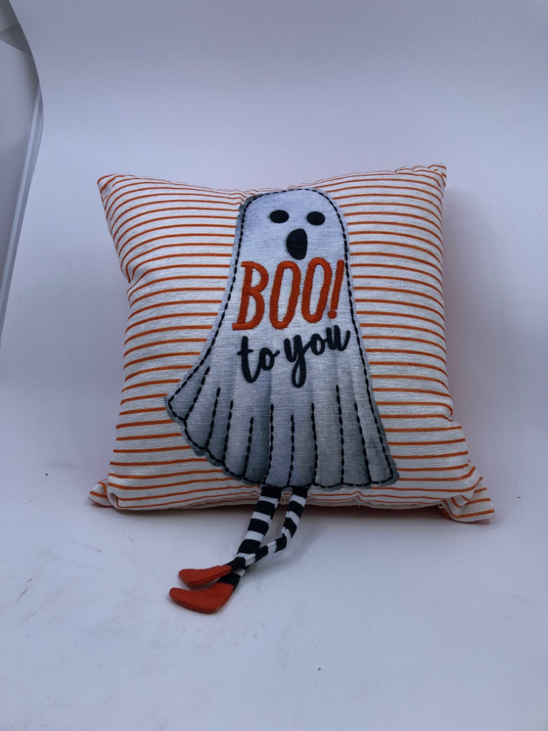 BOO TO YOU GHOST PILLOW.