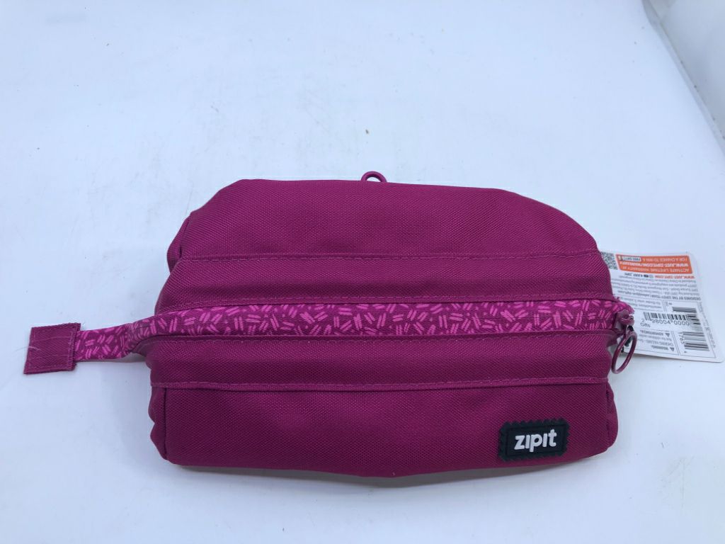 NIP PINK BINDER PENCIL CASE.