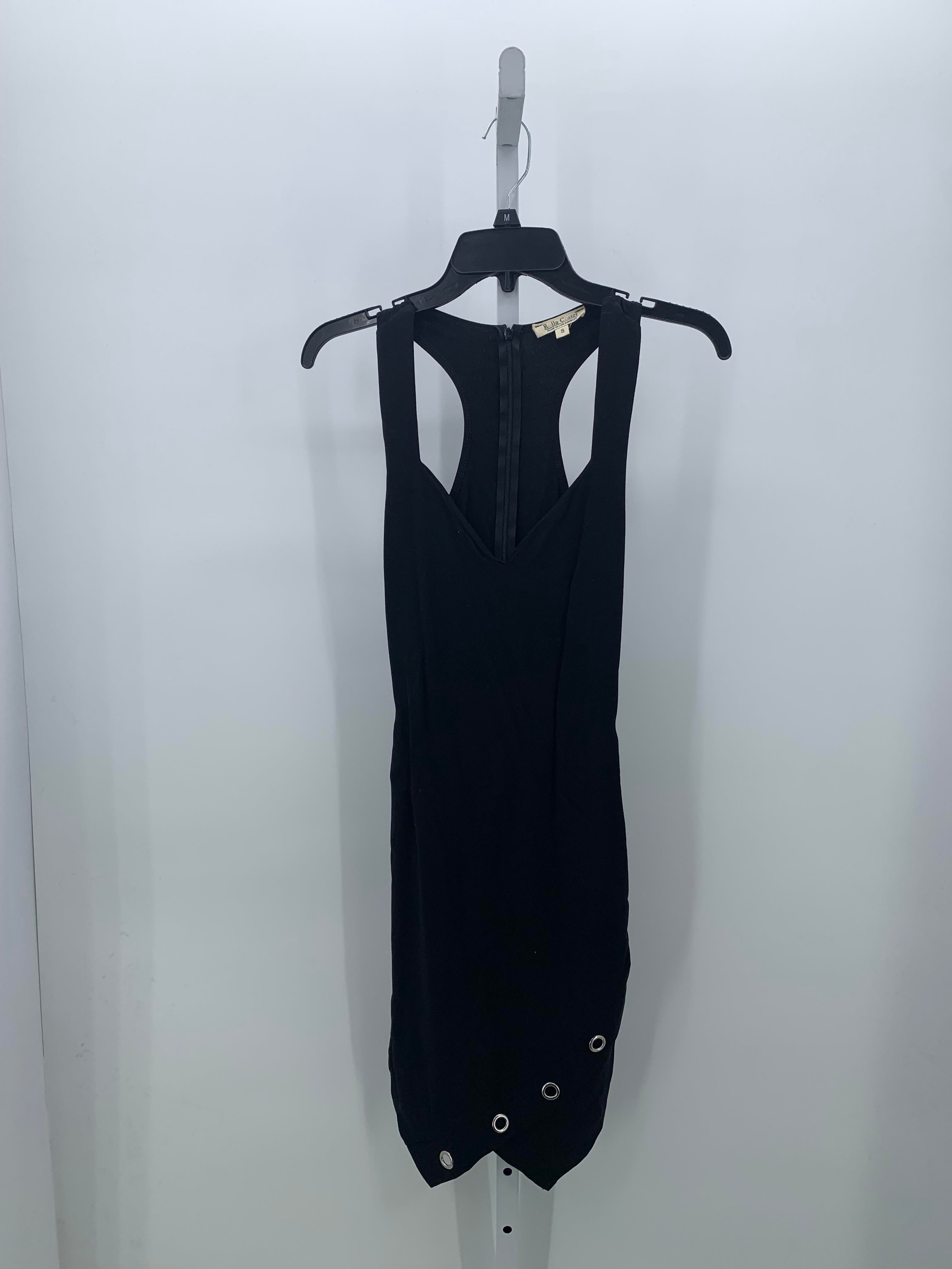 Size Small Juniors Sleeveless Dress
