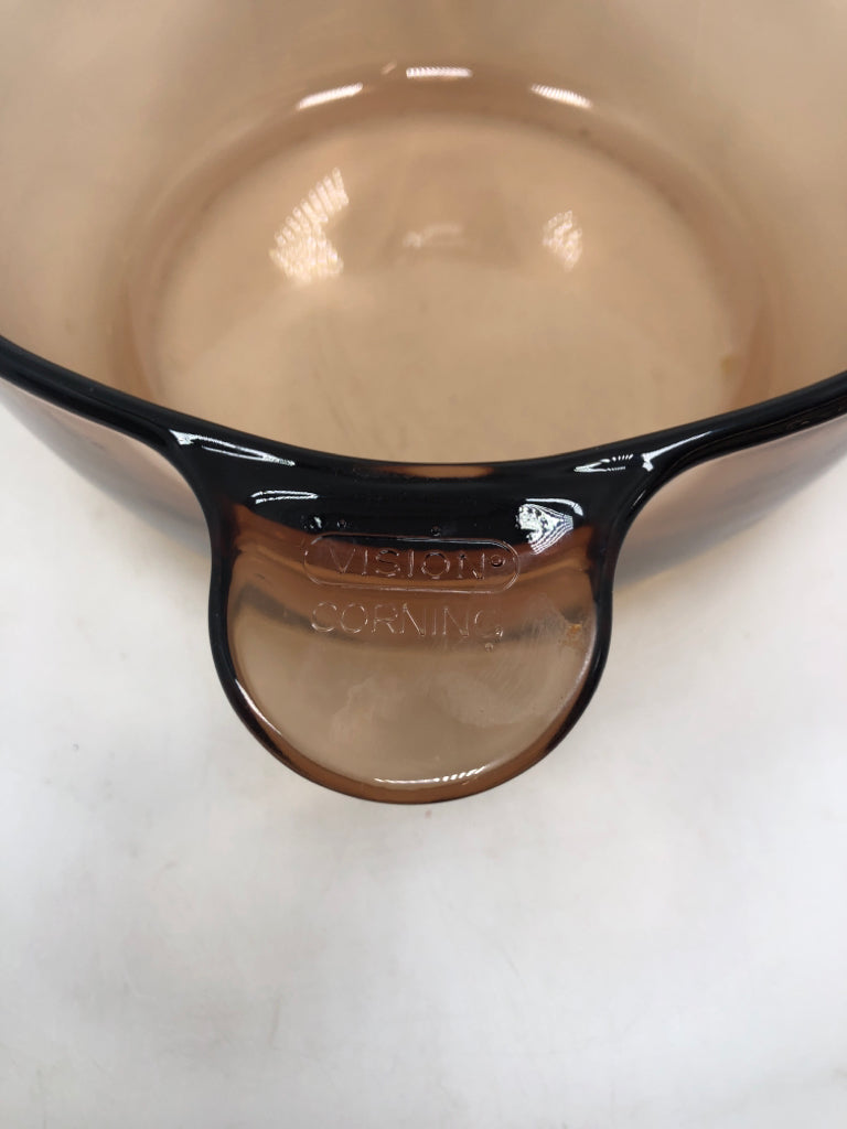 VISION AMBER GLASS CASSEROLE DISH W/LID.