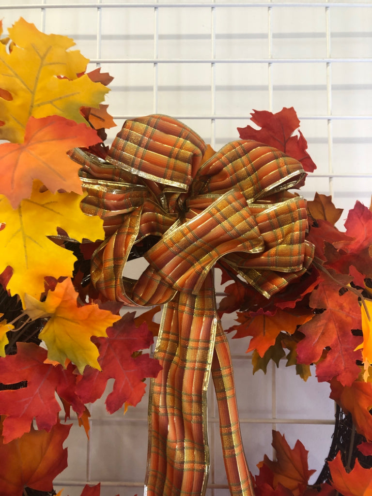 MAPLE LEAF WREATH.