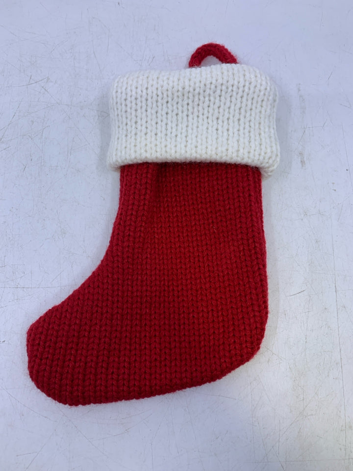SMALL "M" KNIT STOCKING