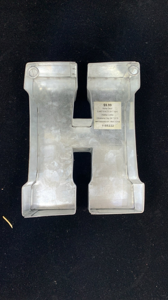 METAL "H".