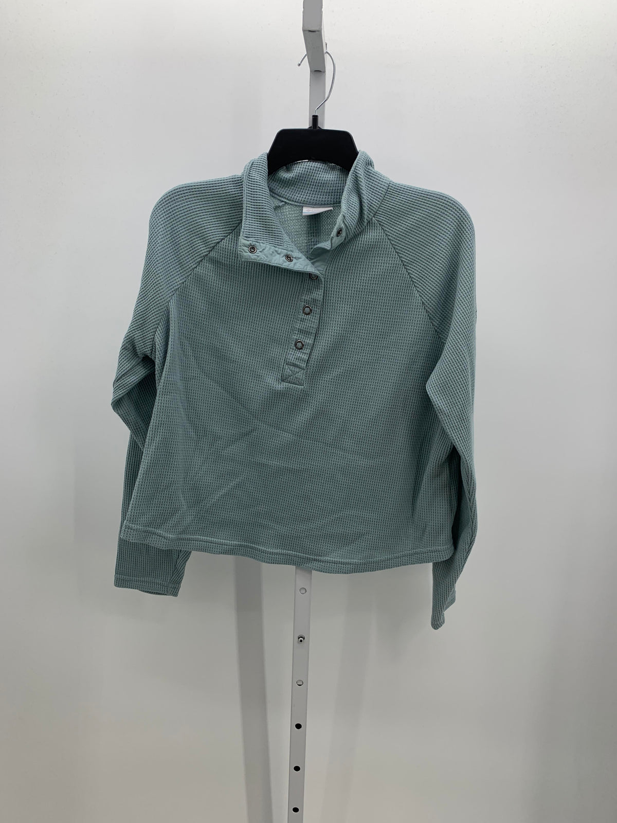 Columbia Size Medium Misses Long Sleeve Shirt