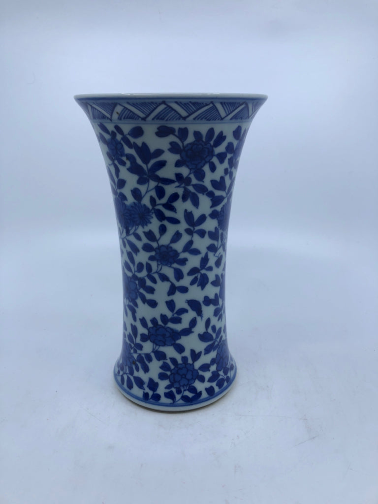 BLUE FLOWERS FLARED VASE.