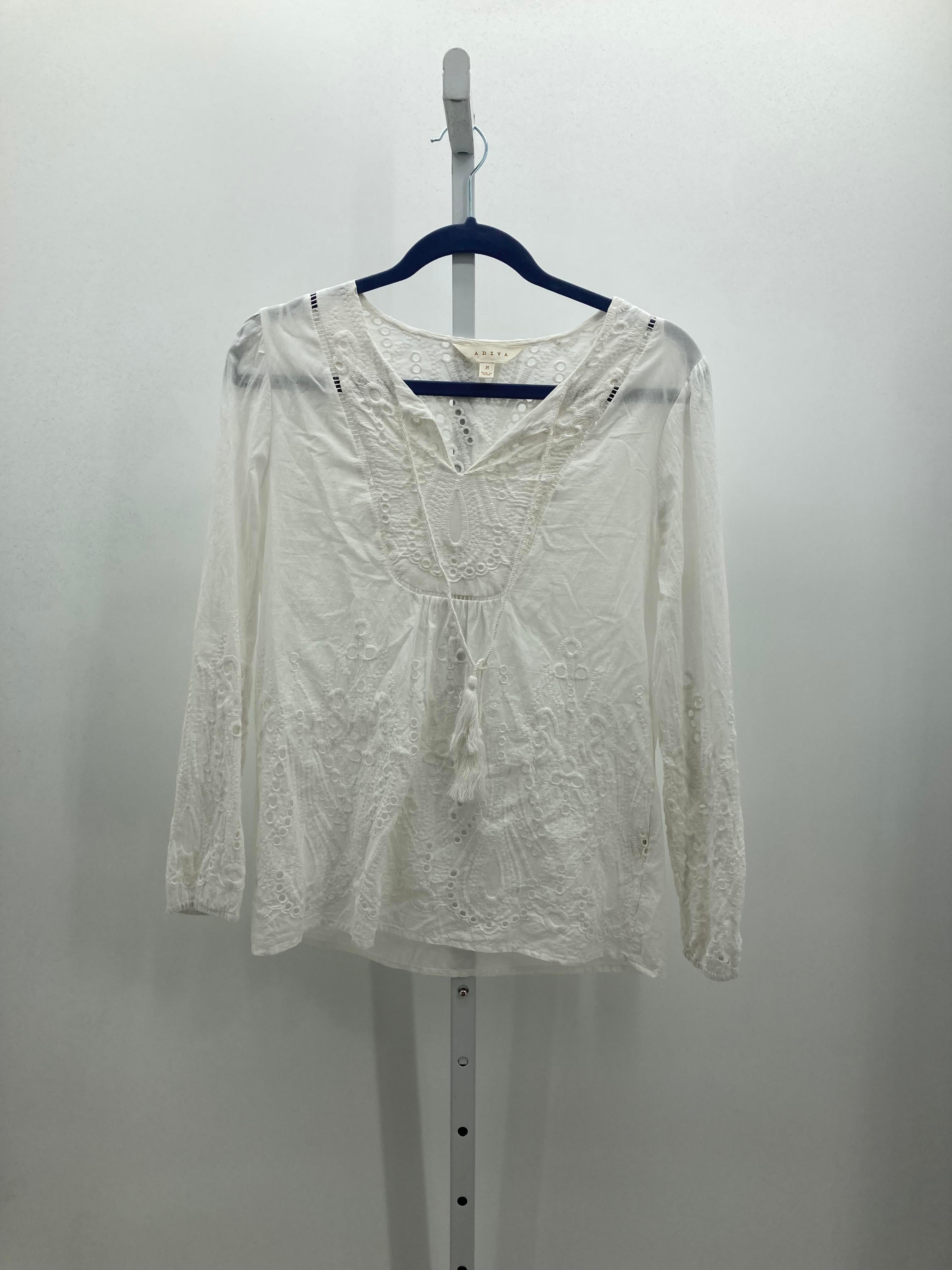 Adiva Size Medium Misses Long Sleeve Shirt