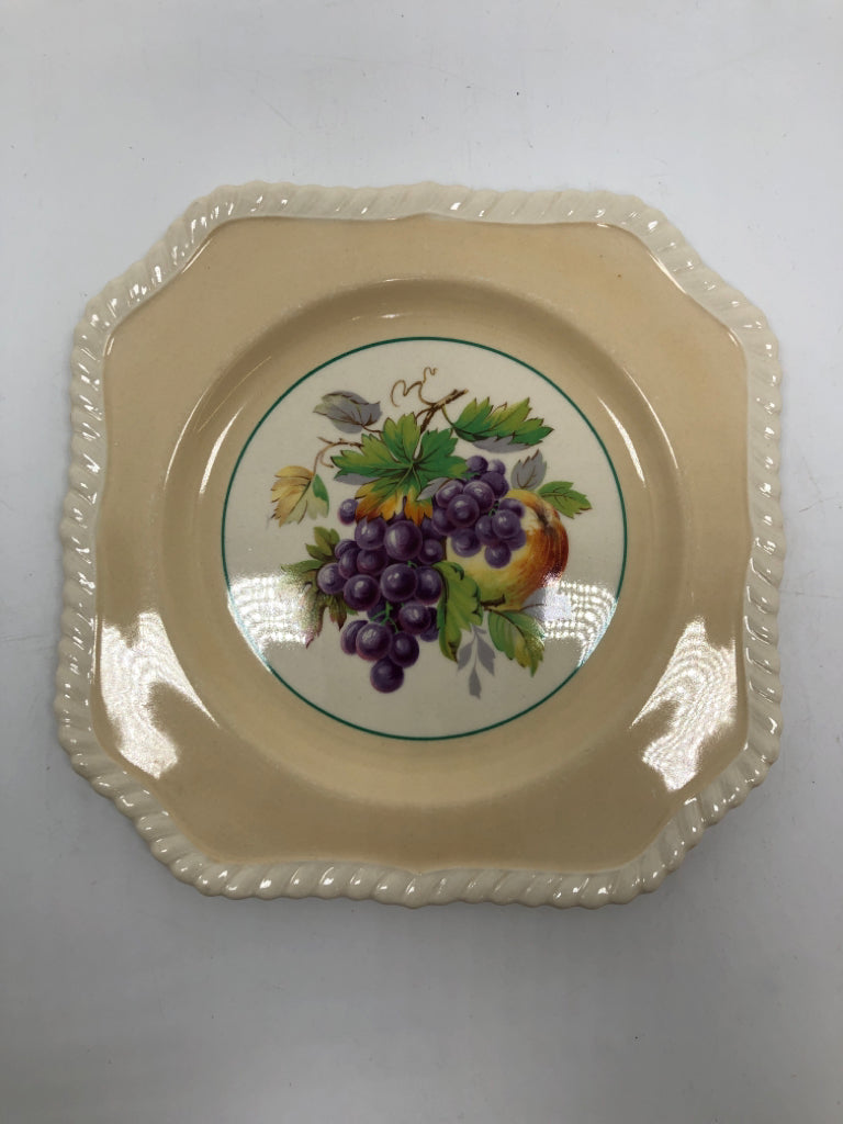 6 VTG FRUIT DESIGN PLATES W/ROPE STYLE BORDER.