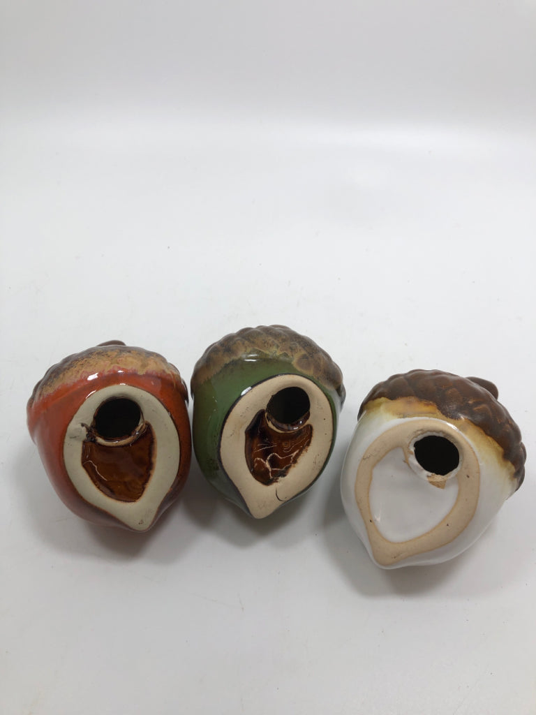3PC CERAMIC ACORN DECOR.