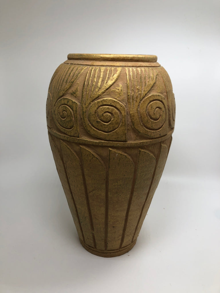 HEAVY EARTHENWARE CARVED POTTERY VASE.