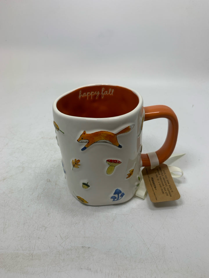 NWT RAE DUNN EMBOSSED FOX/MUSHROOMS HAPPY FALL MUG.