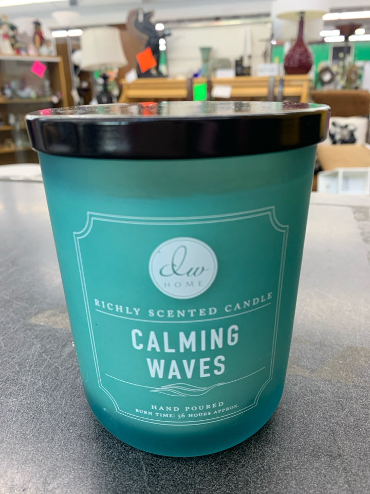 CALMING WAVES CANDLE.