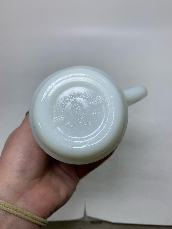 VTG MILK GLASS I'M SWEET ENOUGH MUG.