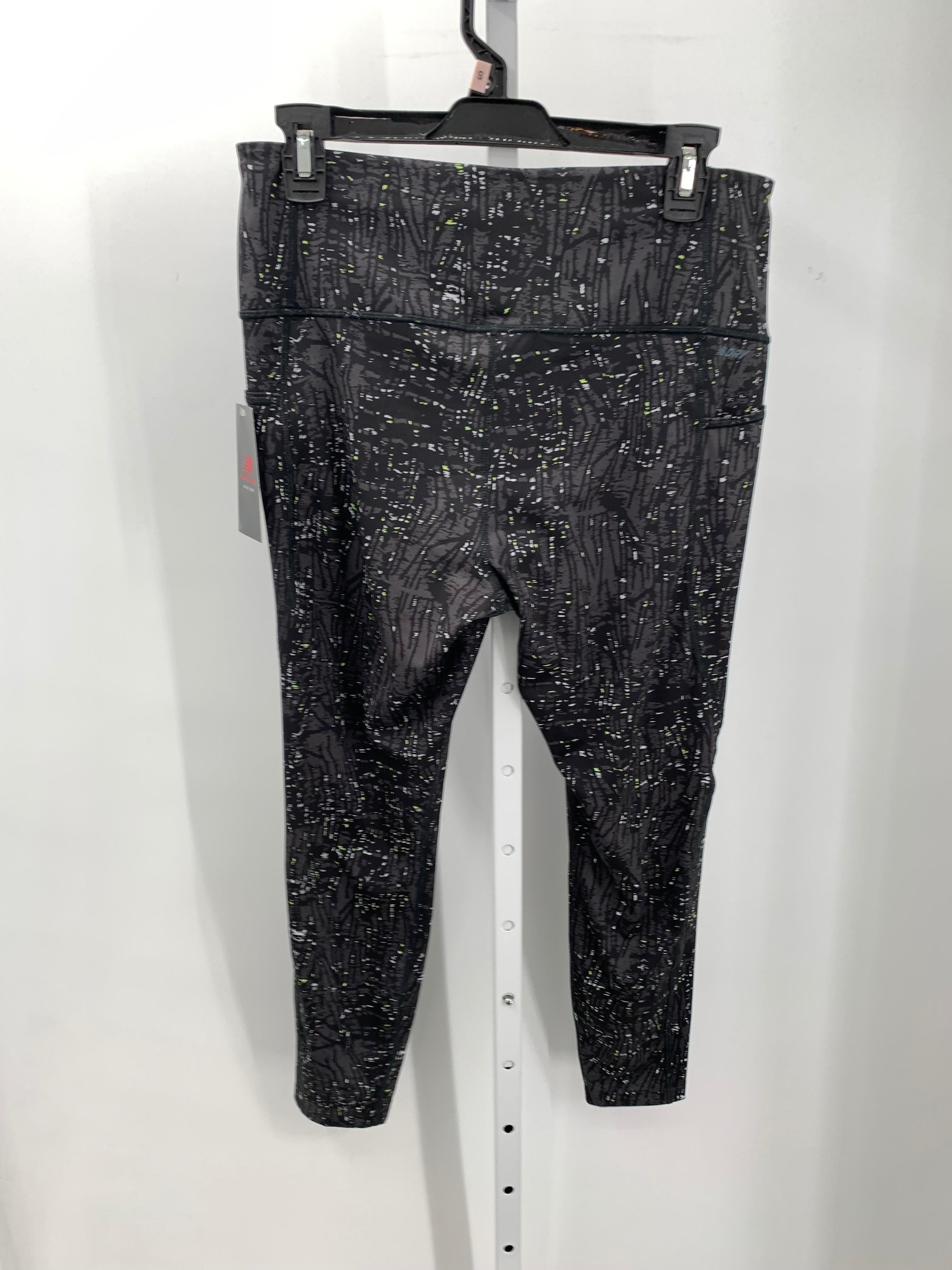 New Balance Size Large Misses Leggings