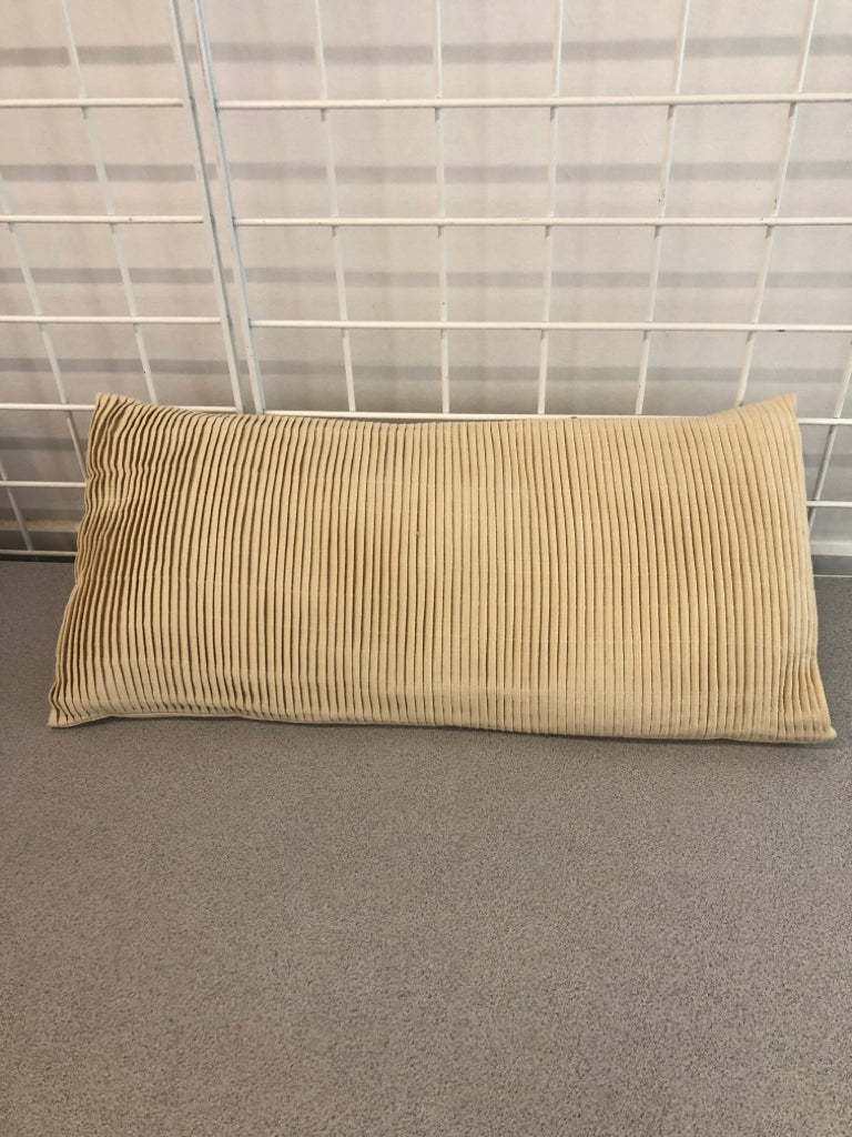 TAN PLEATED ACCENT PILLOW.