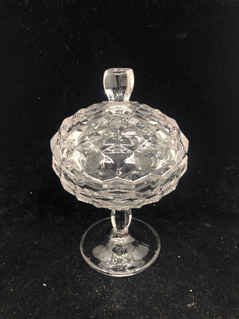 FOOTED DIAMOND PATTERN CANDY DISH W LID.