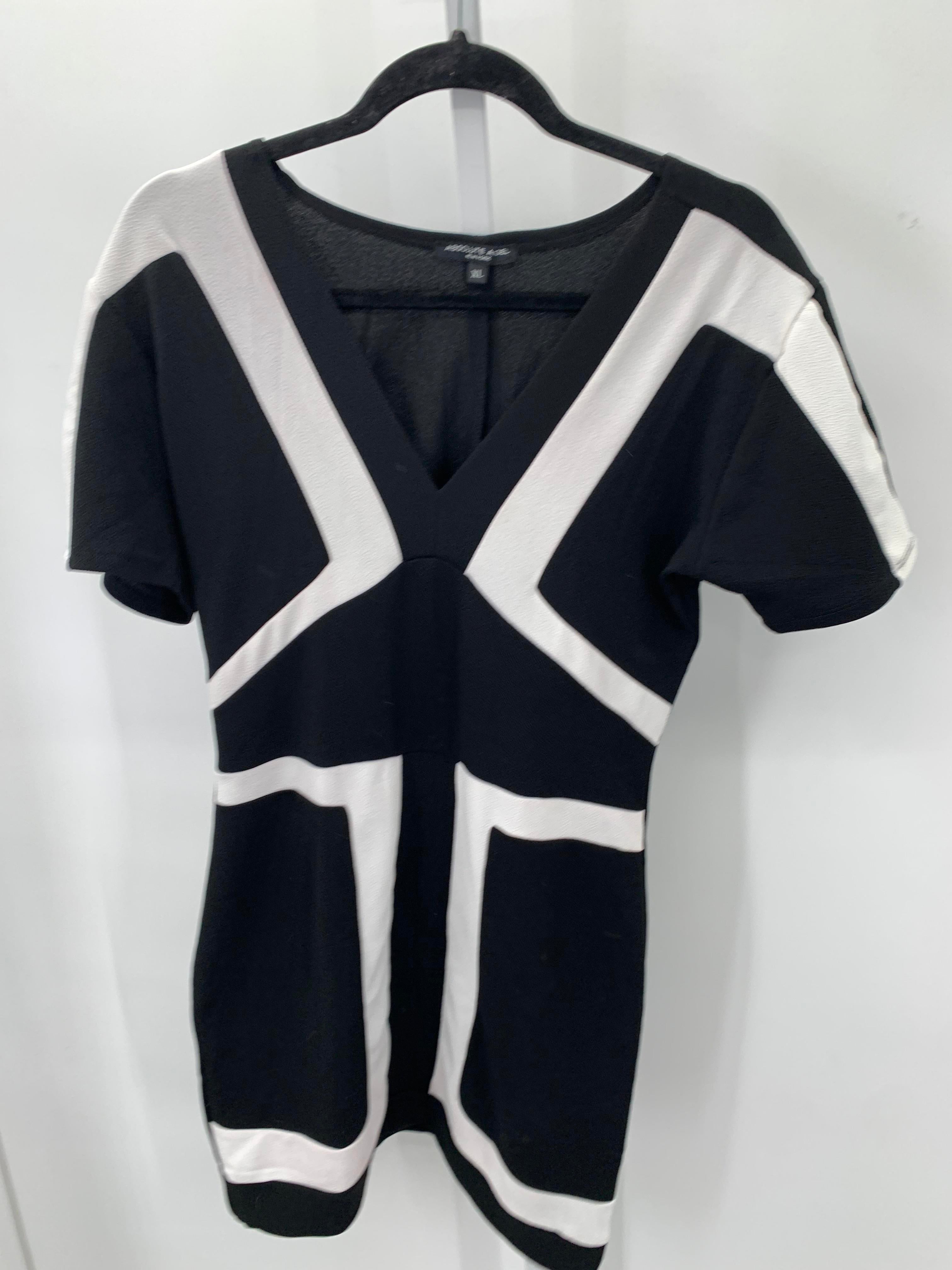 Size Extra Large Misses Short Sleeve Dress