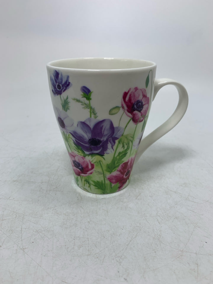 PINK/PURPLE FLOWERS MUG.