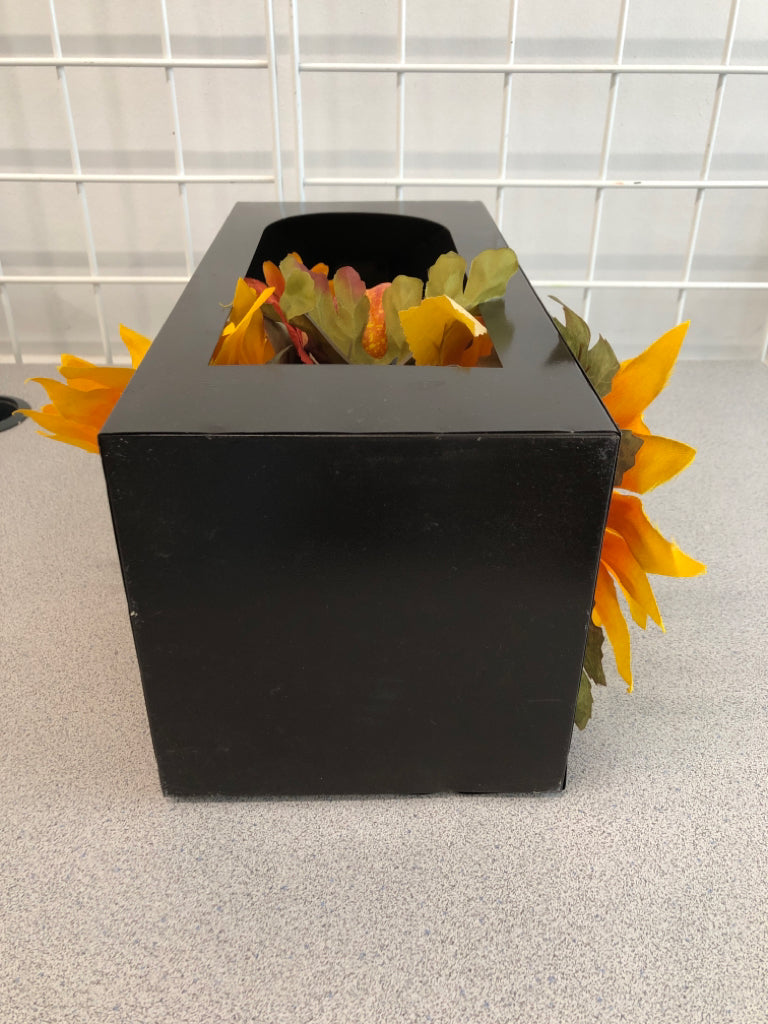 SUNFLOWER & PUMPKIN CANDLE LANTERN.