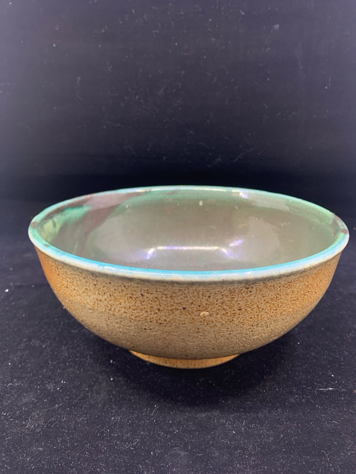 ORANGE AND GREEN POTTERY BOWL.