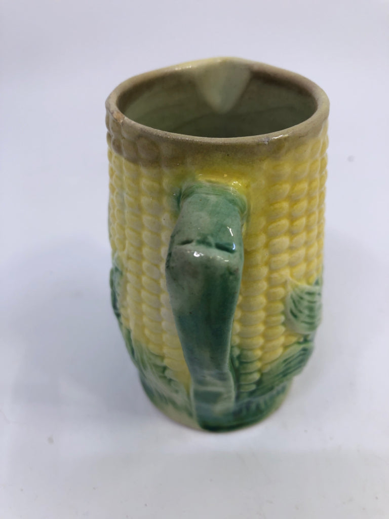 VTG MAJOLICA CORN CREAMER.