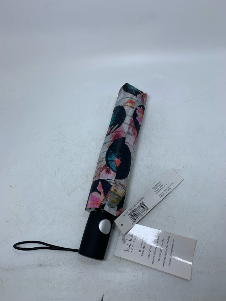 NWT AUTOMATIC SUPER MINI UMBRELLA.