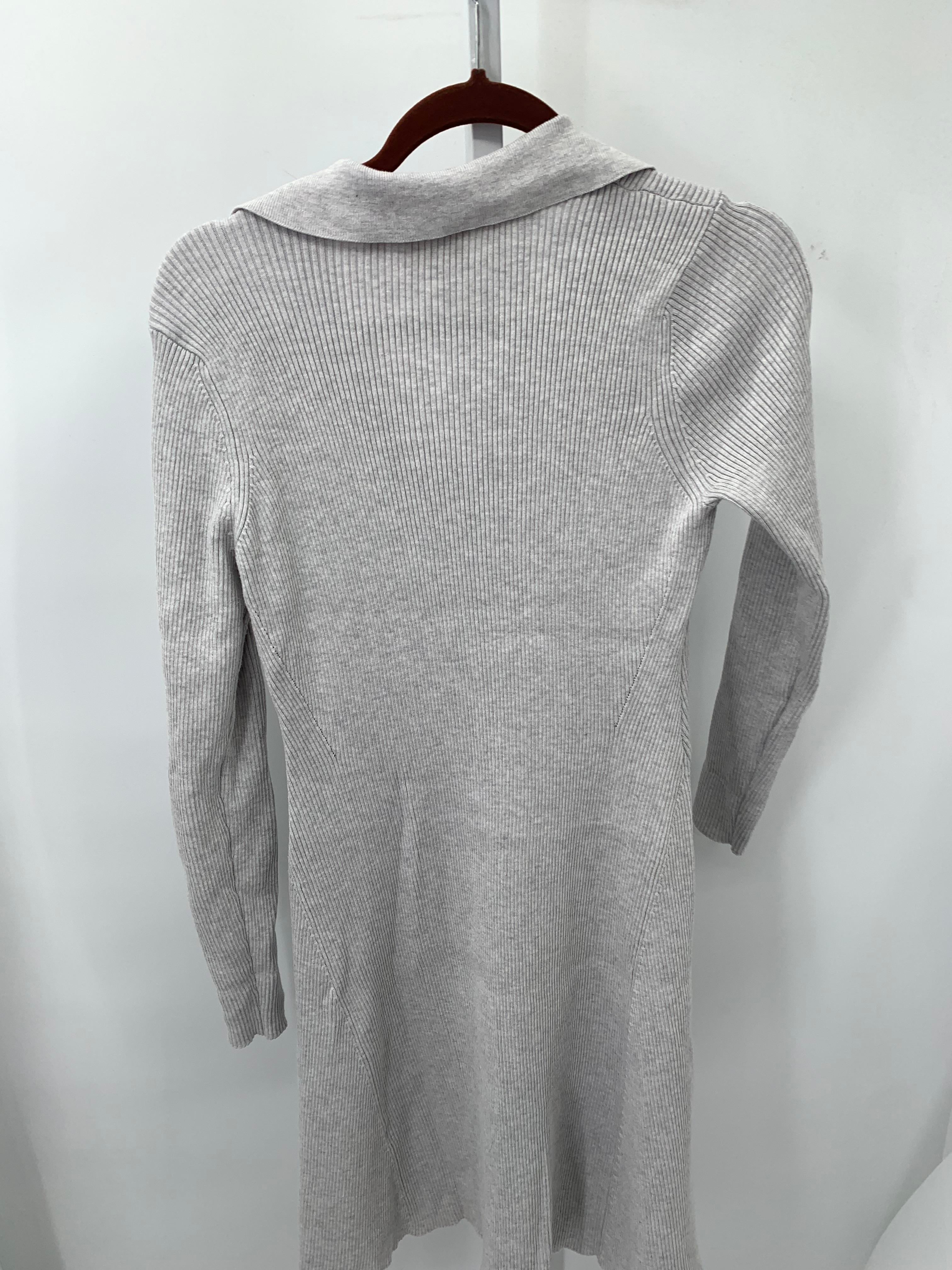 cyrus Size Large Misses Long Sleeve Dress