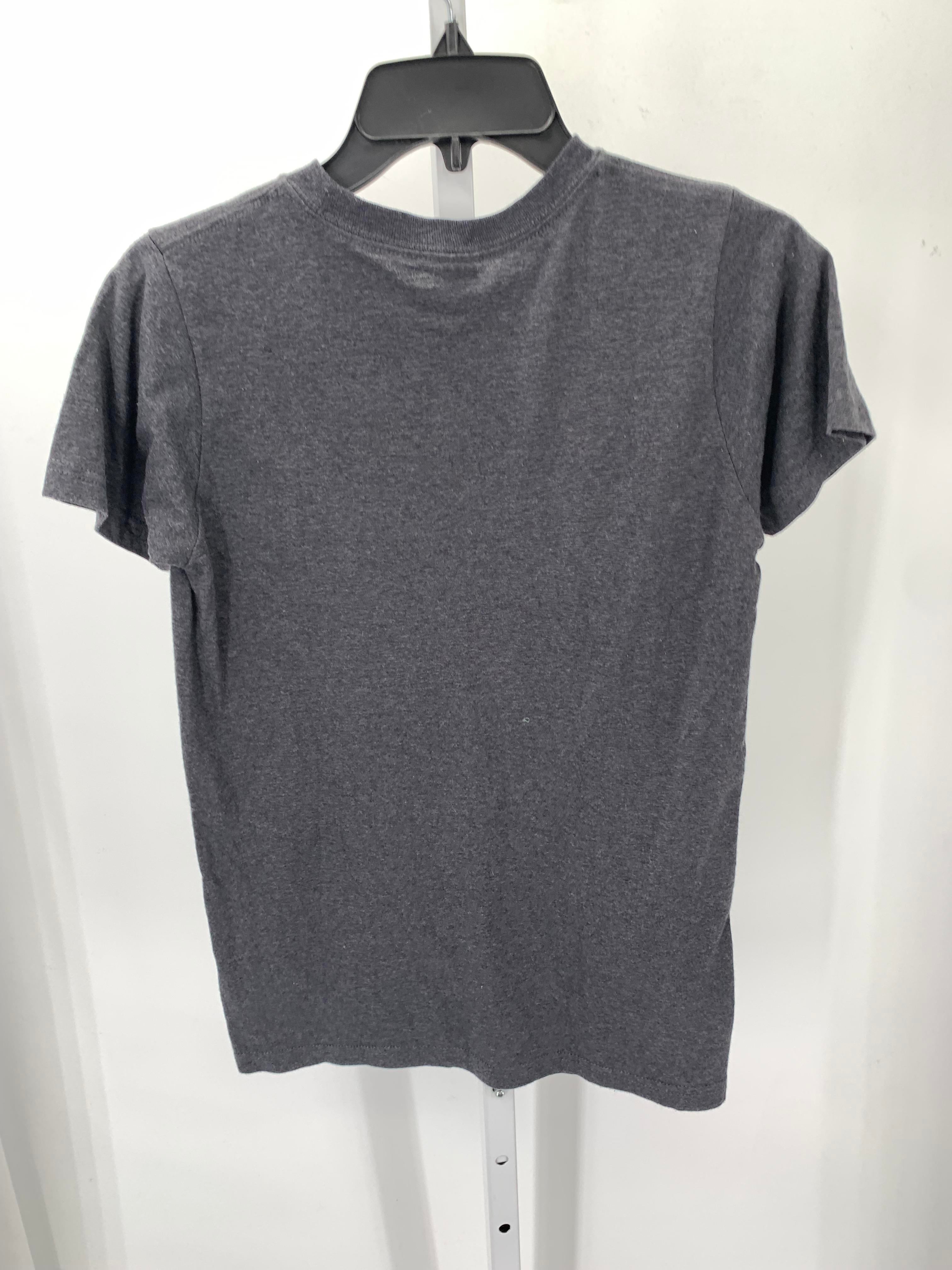 GRAPHIC KNIT.
