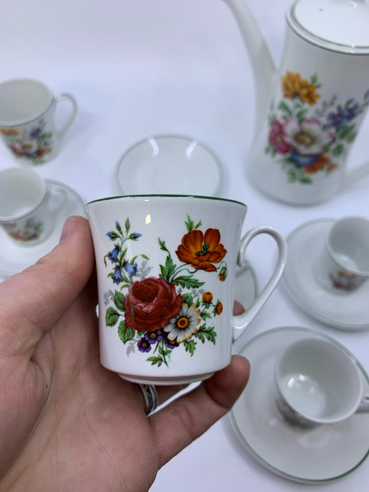 15 PC VTG PONTESA WHITE W/ GREEN RIM ASSORTED FLORAL TEA SET.