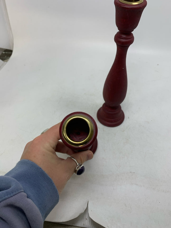 2 WOOD TAPERED CANDLE HOLDERS.