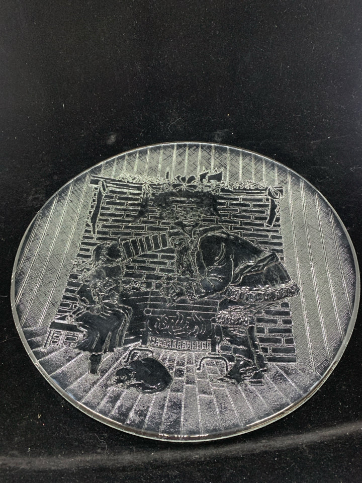 SANTA EMBOSSED CUT GLASS PLATTER.