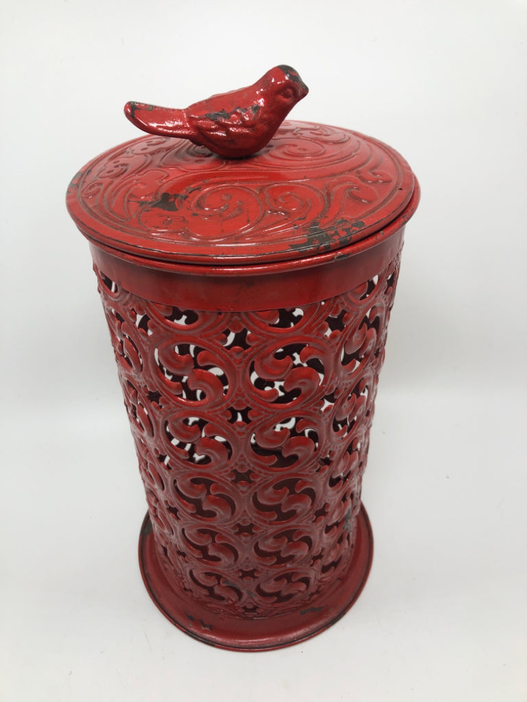 DISTRESSED RED BIRD CANDLE SLEEVE.