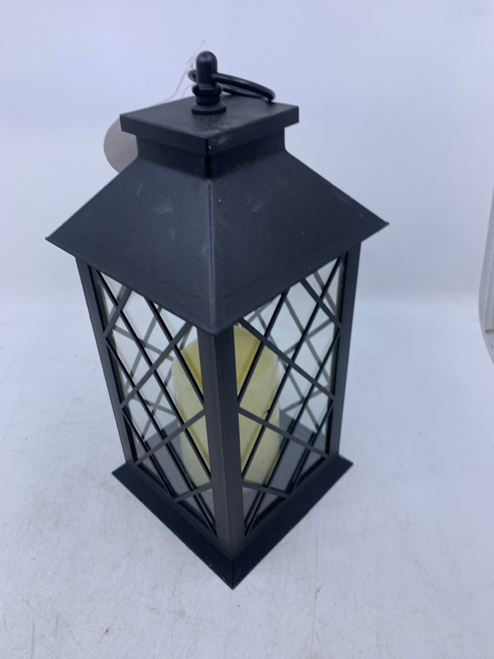 NEW BLACK PLASTIC LANTERN BATTERY POWERED.