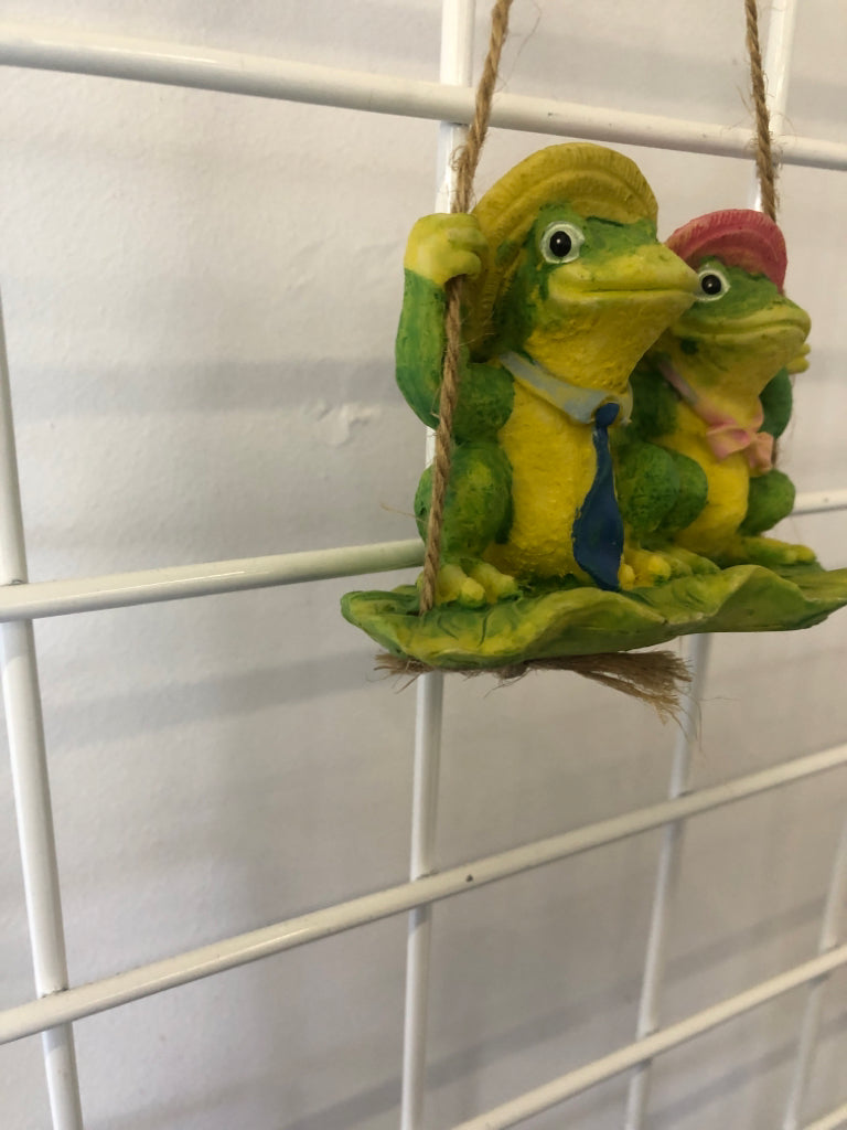 HANGING HUSBAND AND WIFE FROGS ON LILY PAD.