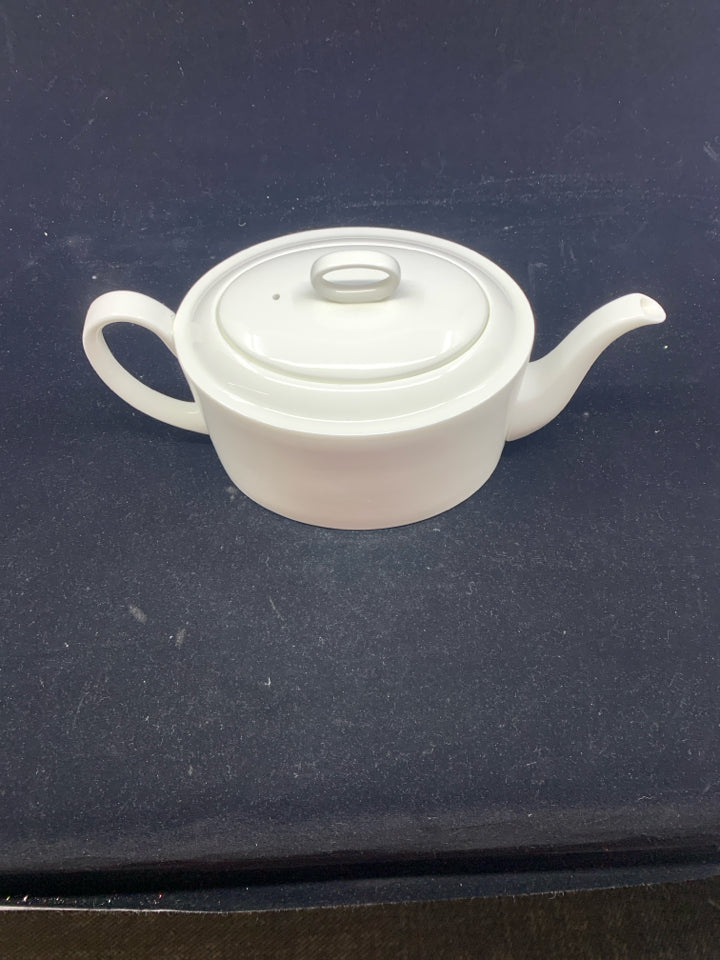 WEDGWOOD WHITE OVAL TEAPOT.