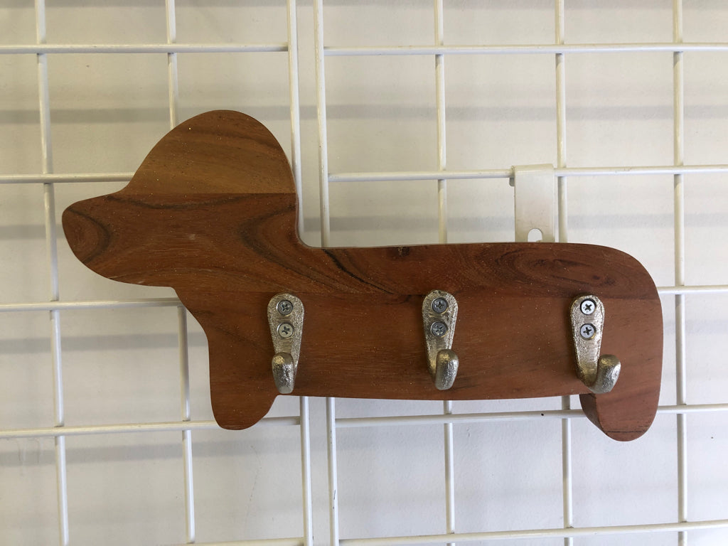 3 HOOKS WOOD LONG DOG.