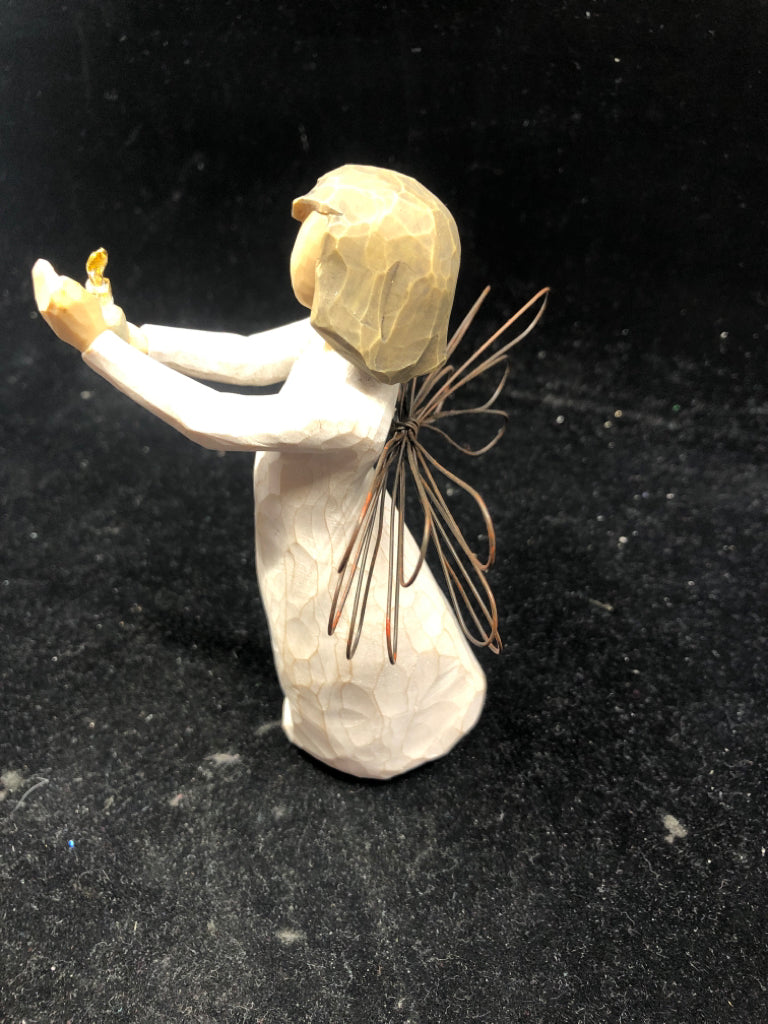 WILLOW TREE ANGEL OF HOPE GIRL HOLDING CANDLE.