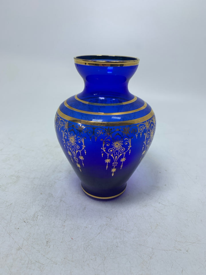 COBALT BLUE VASE W/ HEAVY GOLD DETAIL.